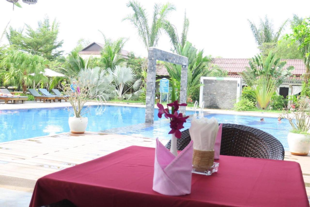 Twin Palms Resort Sihanoukville Exterior photo